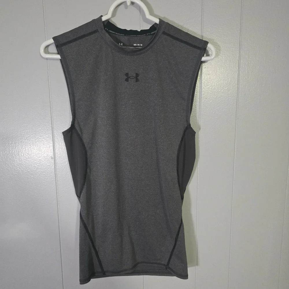 Under Armour Men's Medium HeatGear Compression Sleeveless Shirt Tank Top Gray